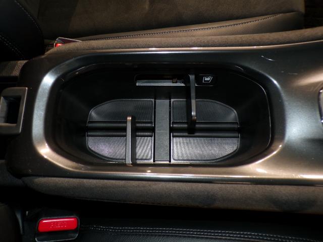 ヴェゼル ハイブリッドRS・ホンダセンシング Bluetooth接続シートヒータードラレコETCインターナビフルセグTV純正アルミホイールスマートキー ETC付 定期点検記録簿 サイドSRS Rカメ フルオートエアコン 禁煙 両席エアバック(29枚目)