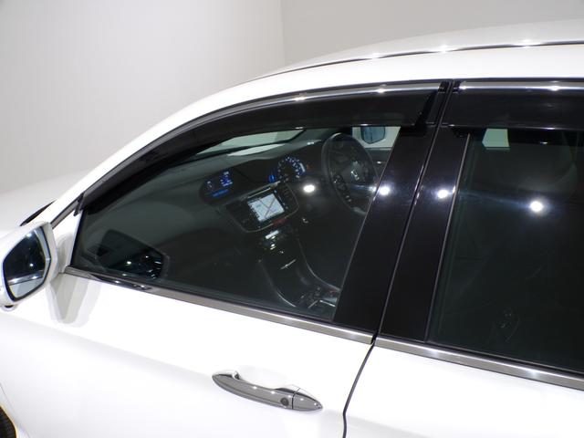 アコードハイブリッド ＥＸ　Ｂｌｕｅｔｏｏｔｈ接続全周囲カメラ電動シートシートヒーターＥＴＣインターナビフルセグＴＶ純正アルミホイールスマートキー　バックモニター　Ｐセンサー　サイドカーテンエアバック　サイドモニター　記録簿（11枚目）