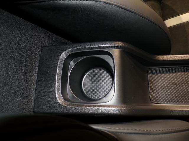 ����Ȃ̎�̓͂��₷���ʒu�Ƀh�����N�z���_�[������܂��B