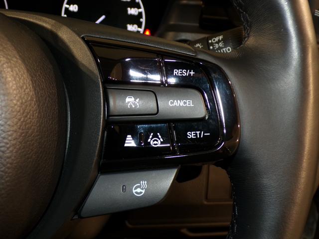 ヴェゼル ｅ：ＨＥＶＺ　Ｂｌｕｅｔｏｏｔｈ接続電動リアゲートシートヒータードラレコＥＴＣインターナビフルセグＴＶ純正アルミホイールスマートキー　衝突回避支援ブレーキ機能　スマキ　Ｐトランク　フルオートエアコン　Ｄレコ　Ｒカメ（19枚目）