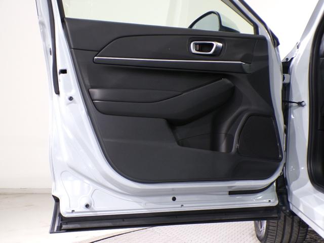 ヴェゼル ｅ：ＨＥＶＺ　Ｂｌｕｅｔｏｏｔｈ接続電動リアゲートシートヒータードラレコＥＴＣインターナビフルセグＴＶ純正アルミホイールスマートキー　衝突回避支援ブレーキ機能　スマキ　Ｐトランク　フルオートエアコン　Ｄレコ　Ｒカメ（38枚目）