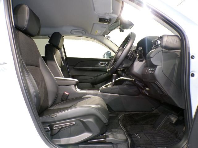 ヴェゼル ｅ：ＨＥＶＺ　Ｂｌｕｅｔｏｏｔｈ接続電動リアゲートシートヒータードラレコＥＴＣインターナビフルセグＴＶ純正アルミホイールスマートキー　衝突回避支援ブレーキ機能　スマキ　Ｐトランク　フルオートエアコン　Ｄレコ　Ｒカメ（39枚目）