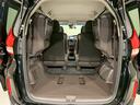 リアシートを使用しない時は、跳ね上げれば更に広々ラゲッジスペースの出来上がりです、更にたくさんの荷物が積み込み可能です!