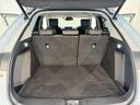 後部座席に乗車時もこれだけのラゲッジスペースを確保できます。