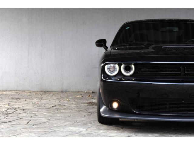 ダッジ・チャレンジャー 　Ｒ／Ｔ　プラスパッケージ　新車並行車　ＭＴモデル　アルカンターラレザーシート　シートヒーター　ベンチレーション　　サンルーフ　ブラックＴＯＰパッケージ　ブレンボブレーキ　走行証明書　自社輸入車輛（28枚目）