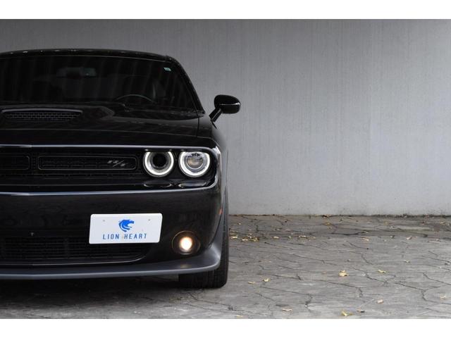 ダッジ・チャレンジャー 　Ｒ／Ｔ　プラスパッケージ　新車並行車　ＭＴモデル　アルカンターラレザーシート　シートヒーター　ベンチレーション　　サンルーフ　ブラックＴＯＰパッケージ　ブレンボブレーキ　走行証明書　自社輸入車輛（29枚目）