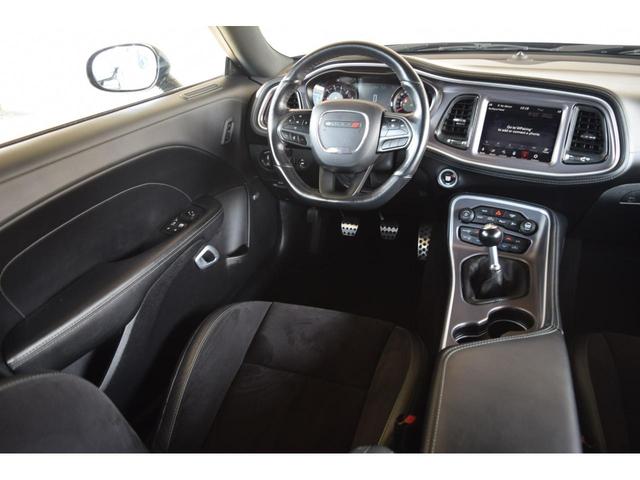 ダッジ・チャレンジャー 　Ｒ／Ｔ　プラスパッケージ　新車並行車　ＭＴモデル　アルカンターラレザーシート　シートヒーター　ベンチレーション　　サンルーフ　ブラックＴＯＰパッケージ　ブレンボブレーキ　走行証明書　自社輸入車輛（43枚目）