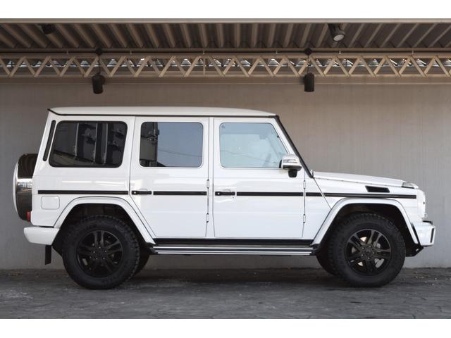 Ｇクラス Ｇ３５０ｄ　ラグジュアリーパッケージ　最終モデル　サンルーフ　レザーシート　前後シートヒーター　ハーマンカードン　８インチ後期モニター　デジタルインナーミラー　ドリンクホルダー　パドルシフト　ＲＴタイヤ（7枚目）