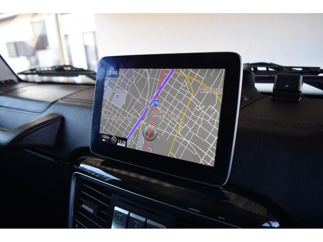 Ｇクラス Ｇ３５０ｄ　ラグジュアリーパッケージ　最終モデル　サンルーフ　レザーシート　前後シートヒーター　ハーマンカードン　８インチ後期モニター　デジタルインナーミラー　ドリンクホルダー　パドルシフト　ＲＴタイヤ（16枚目）