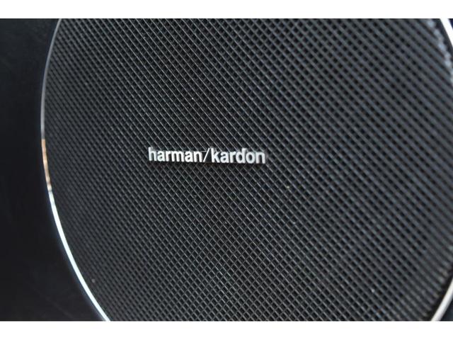 Ｇクラス Ｇ３５０ｄ　ラグジュアリーパッケージ　最終モデル　サンルーフ　レザーシート　前後シートヒーター　ハーマンカードン　８インチ後期モニター　デジタルインナーミラー　ドリンクホルダー　パドルシフト　ＲＴタイヤ（19枚目）