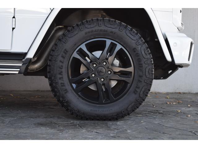 Ｇクラス Ｇ３５０ｄ　ラグジュアリーパッケージ　最終モデル　サンルーフ　レザーシート　前後シートヒーター　ハーマンカードン　８インチ後期モニター　デジタルインナーミラー　ドリンクホルダー　パドルシフト　ＲＴタイヤ（33枚目）