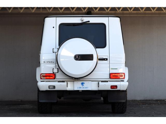 Ｇクラス Ｇ３５０ｄ　ラグジュアリーパッケージ　最終モデル　サンルーフ　レザーシート　前後シートヒーター　ハーマンカードン　８インチ後期モニター　デジタルインナーミラー　ドリンクホルダー　パドルシフト　ＲＴタイヤ（35枚目）