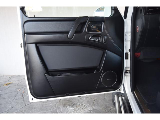 Ｇクラス Ｇ３５０ｄ　ラグジュアリーパッケージ　最終モデル　サンルーフ　レザーシート　前後シートヒーター　ハーマンカードン　８インチ後期モニター　デジタルインナーミラー　ドリンクホルダー　パドルシフト　ＲＴタイヤ（40枚目）