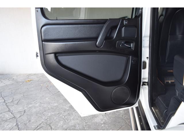 Ｇクラス Ｇ３５０ｄ　ラグジュアリーパッケージ　最終モデル　サンルーフ　レザーシート　前後シートヒーター　ハーマンカードン　８インチ後期モニター　デジタルインナーミラー　ドリンクホルダー　パドルシフト　ＲＴタイヤ（45枚目）