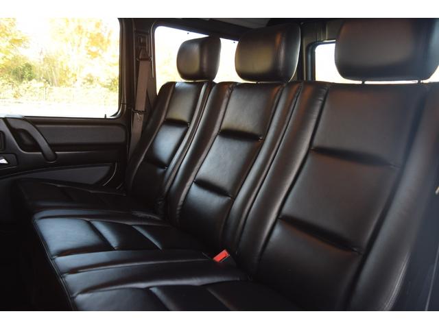 Ｇクラス Ｇ３５０ｄ　ラグジュアリーパッケージ　最終モデル　サンルーフ　レザーシート　前後シートヒーター　ハーマンカードン　８インチ後期モニター　デジタルインナーミラー　ドリンクホルダー　パドルシフト　ＲＴタイヤ（46枚目）