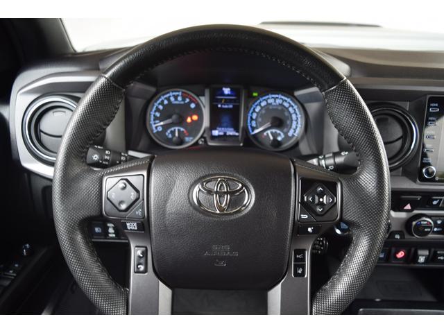 タコマ  ダブルキャブ TRD PRO 新車並行車 4WD ワンオーナー ルナロックカラー レザーシート サンルーフ サイドステップ リフトアップ FOX専用サス JBLサウンド ベッドステップ TRDマフラー(13枚目)