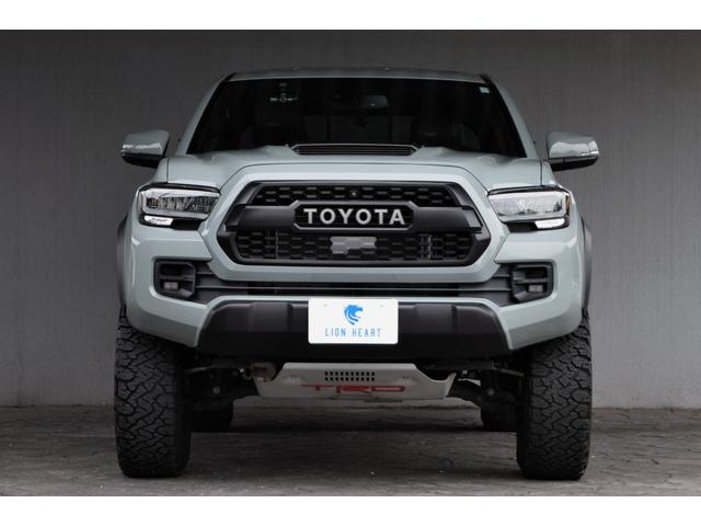 タコマ  ダブルキャブ TRD PRO 新車並行車 4WD ワンオーナー ルナロックカラー レザーシート サンルーフ サイドステップ リフトアップ FOX専用サス JBLサウンド ベッドステップ TRDマフラー(30枚目)