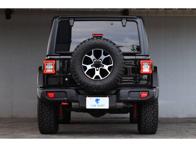 ジープ・ラングラーアンリミテッド ルビコン レザーシート シートヒーター ステアリングヒーター 8.4インチモニター ナビ 地デジ カープレイ スチールバンパー ジオランダーXATタイヤ 295/70R17 ハイフェンダー フロアマット(38枚目)