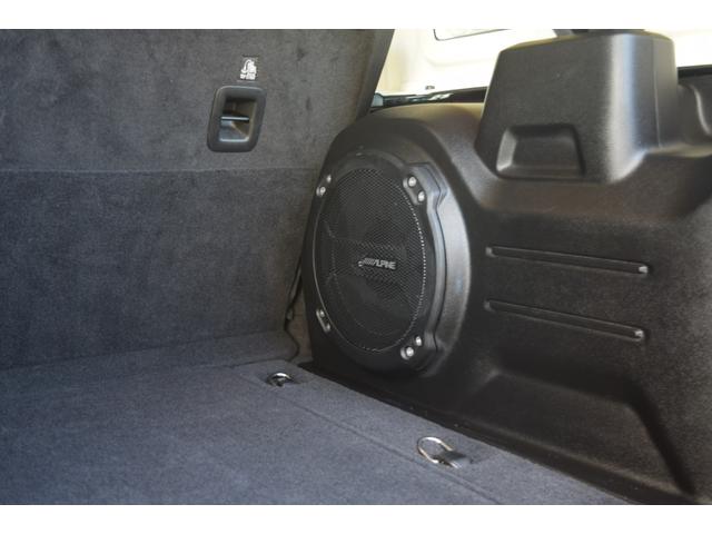 ジープ・ラングラーアンリミテッド ルビコン レザーシート シートヒーター ステアリングヒーター 8.4インチモニター ナビ 地デジ カープレイ スチールバンパー ジオランダーXATタイヤ 295/70R17 ハイフェンダー フロアマット(53枚目)