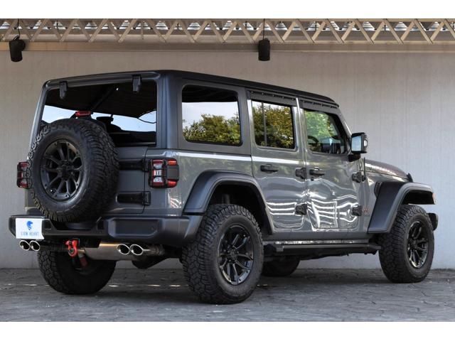 ジープ・ラングラーアンリミテッド ルビコン スチールバンパーグリルガード 電動サイドステップ リアUSバンパー レザーシート シートヒーター リアリクライニングKIT ジェプセン17インチAW ヘッドライナー ジェプセンマフラー(10枚目)