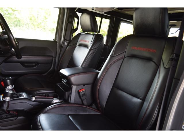 ジープ・ラングラーアンリミテッド ルビコン スチールバンパーグリルガード 電動サイドステップ リアUSバンパー レザーシート シートヒーター リアリクライニングKIT ジェプセン17インチAW ヘッドライナー ジェプセンマフラー(47枚目)