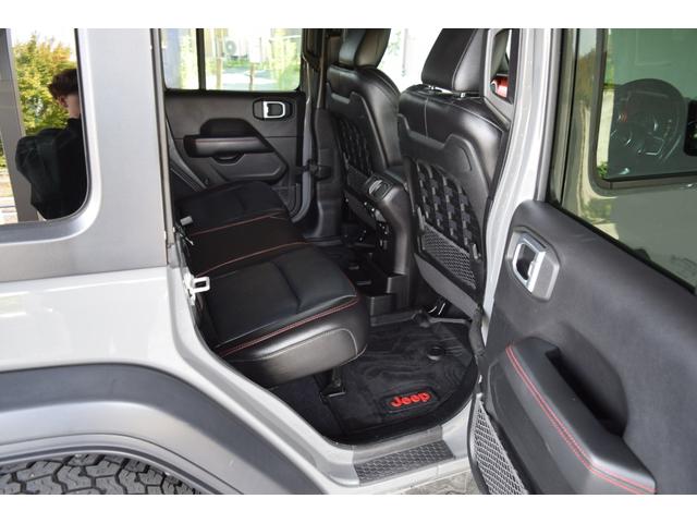 ジープ・ラングラーアンリミテッド ルビコン スチールバンパーグリルガード 電動サイドステップ リアUSバンパー レザーシート シートヒーター リアリクライニングKIT ジェプセン17インチAW ヘッドライナー ジェプセンマフラー(49枚目)