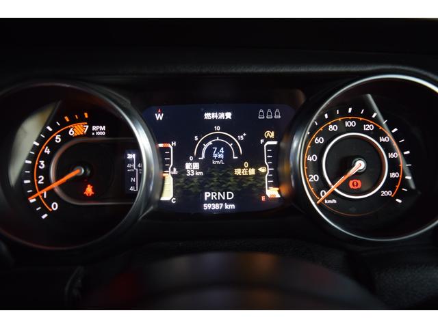 ジープ・ラングラーアンリミテッド サハラ 2.0Lターボモデル ワンオーナー レザーシート ジェプセン17インチAW ジオランダーXATタイヤ ジェプセン1インチリフトアップサス ジェプセンリアバンパー ヘッドライナー 地デジ(14枚目)
