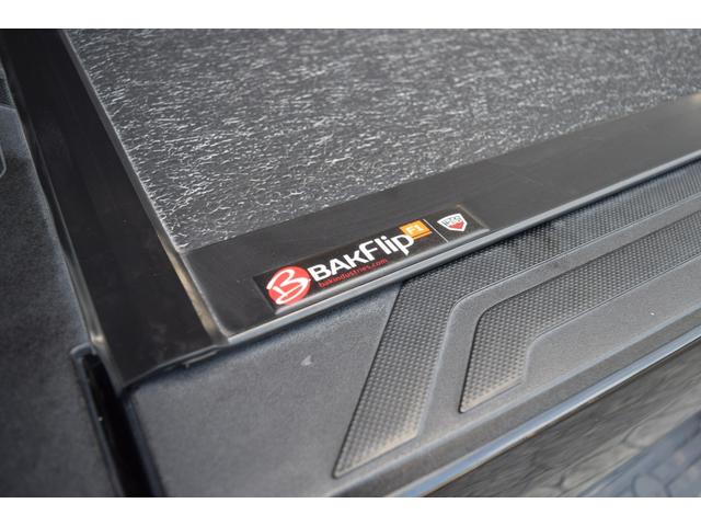 タンドラ クルーマックス 1794エディション 新車並行車 レッドロックレザーインテリア サンルーフ JBLサウンド リフトアップ 三つ折りトノカバー ベッドライナー クロームサイドステップ セーフティセンス(35枚目)