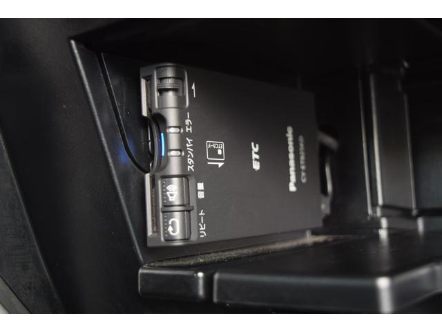 タンドラ クルーマックス 1794エディション 新車並行車 レッドロックレザーインテリア サンルーフ JBLサウンド リフトアップ 三つ折りトノカバー ベッドライナー クロームサイドステップ セーフティセンス(49枚目)