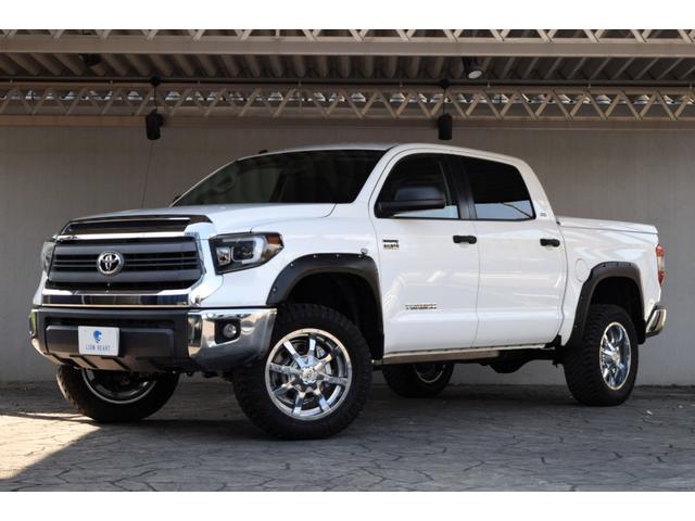 タンドラ クルーマックス SR5 4WD 新車並行車 2インチリフトアップ 20インチAW LEERハードトノカバー ベッドライナー オーバーフェンダー LEDヘッドライト 令和4年72000kmから毎年の記録簿あり(5枚目)