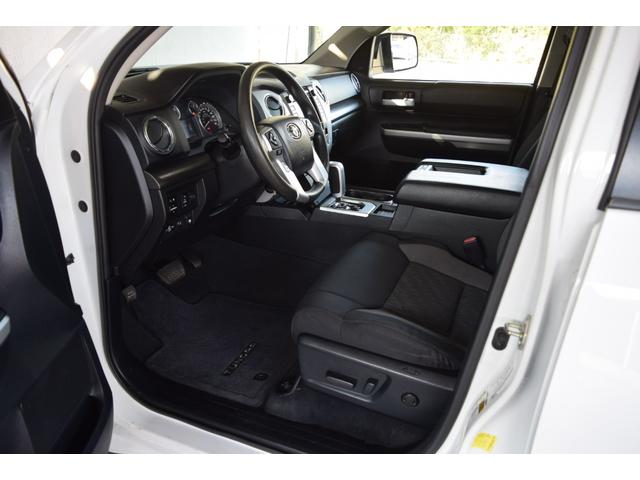 タンドラ クルーマックス SR5 4WD 新車並行車 2インチリフトアップ 20インチAW LEERハードトノカバー ベッドライナー オーバーフェンダー LEDヘッドライト 令和4年72000kmから毎年の記録簿あり(38枚目)