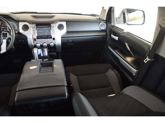 タンドラ クルーマックス SR5 4WD 新車並行車 2インチリフトアップ 20インチAW LEERハードトノカバー ベッドライナー オーバーフェンダー LEDヘッドライト 令和4年72000kmから毎年の記録簿あり(48枚目)