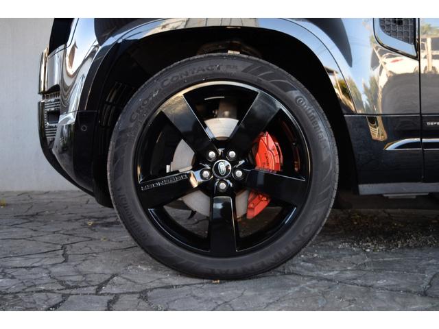 ディフェンダー １１０Ｘ　Ｄ３００　カルパチアングレー　ブラックエクステリアパック　エアサス　コールドクライメイトパック　２２インチＡＷ　カラードキャリパー　同色スペアタイヤカバー　ＨＵＤ　ドラレコ　ＥＴＣ　デジタルミラー（8枚目）