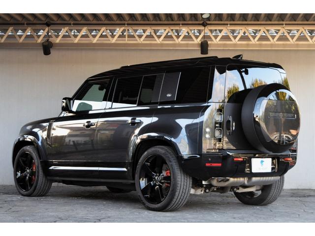 ディフェンダー １１０Ｘ　Ｄ３００　カルパチアングレー　ブラックエクステリアパック　エアサス　コールドクライメイトパック　２２インチＡＷ　カラードキャリパー　同色スペアタイヤカバー　ＨＵＤ　ドラレコ　ＥＴＣ　デジタルミラー（10枚目）