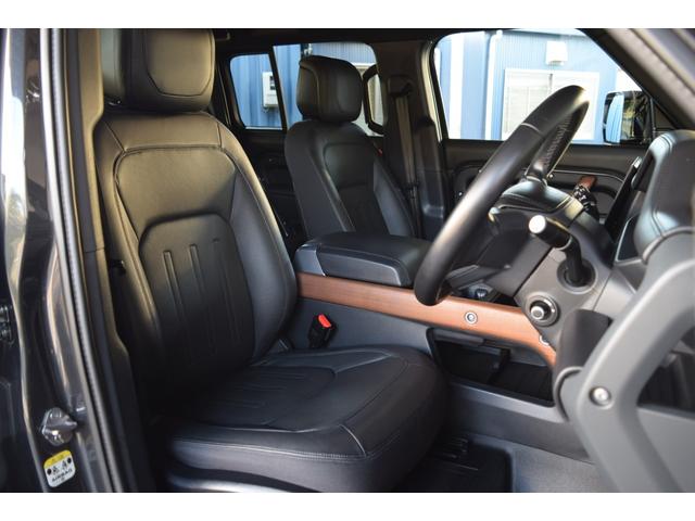 ディフェンダー １１０Ｘ　Ｄ３００　カルパチアングレー　ブラックエクステリアパック　エアサス　コールドクライメイトパック　２２インチＡＷ　カラードキャリパー　同色スペアタイヤカバー　ＨＵＤ　ドラレコ　ＥＴＣ　デジタルミラー（13枚目）