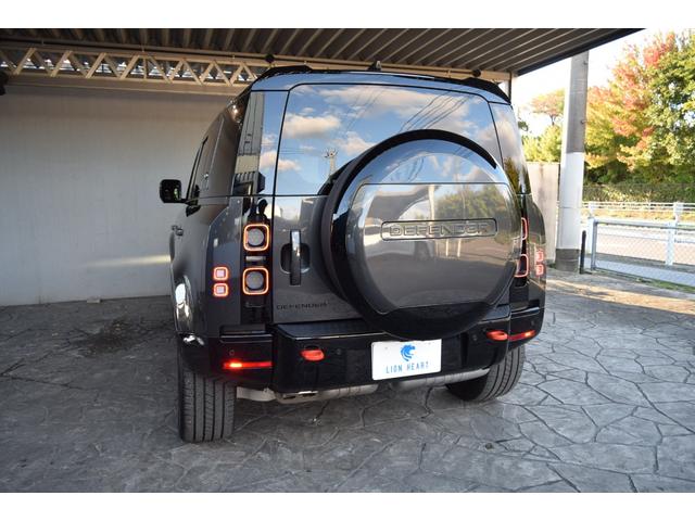 ディフェンダー １１０Ｘ　Ｄ３００　カルパチアングレー　ブラックエクステリアパック　エアサス　コールドクライメイトパック　２２インチＡＷ　カラードキャリパー　同色スペアタイヤカバー　ＨＵＤ　ドラレコ　ＥＴＣ　デジタルミラー（21枚目）