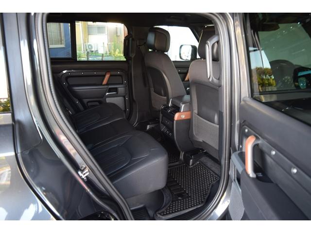 ディフェンダー １１０Ｘ　Ｄ３００　カルパチアングレー　ブラックエクステリアパック　エアサス　コールドクライメイトパック　２２インチＡＷ　カラードキャリパー　同色スペアタイヤカバー　ＨＵＤ　ドラレコ　ＥＴＣ　デジタルミラー（52枚目）