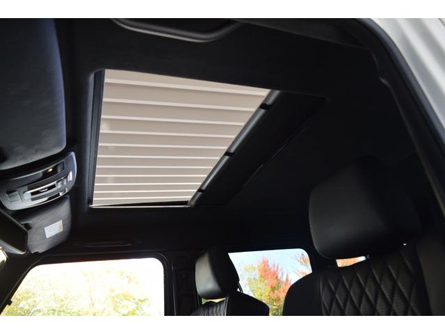 アルカンターラヘッドライナーとなります。