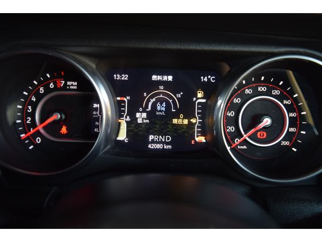 ジープ・ラングラーアンリミテッド ルビコン　リーコン　１００台限定車　べストップサンライダー（ハードＴＯＰあり）　ジェプセン１インチリフトアップ　４本出しマフラー　スミティビルトルーフラック　ＧＡＲＶＩＮトレイルラック　ファブテックカーゴラック（15枚目）