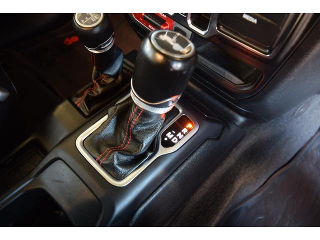 ジープ・ラングラーアンリミテッド ルビコン　リーコン　１００台限定車　べストップサンライダー（ハードＴＯＰあり）　ジェプセン１インチリフトアップ　４本出しマフラー　スミティビルトルーフラック　ＧＡＲＶＩＮトレイルラック　ファブテックカーゴラック（20枚目）