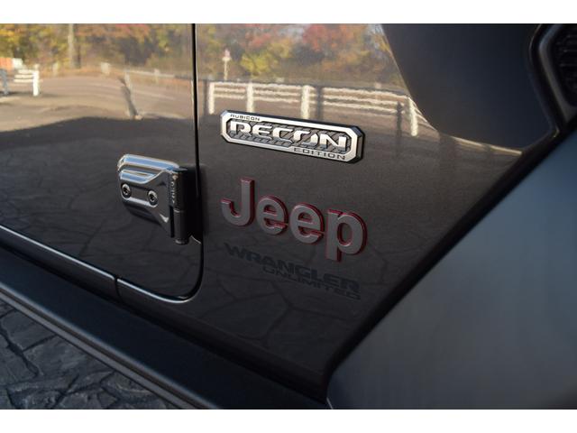 ジープ・ラングラーアンリミテッド ルビコン　リーコン　１００台限定車　べストップサンライダー（ハードＴＯＰあり）　ジェプセン１インチリフトアップ　４本出しマフラー　スミティビルトルーフラック　ＧＡＲＶＩＮトレイルラック　ファブテックカーゴラック（27枚目）
