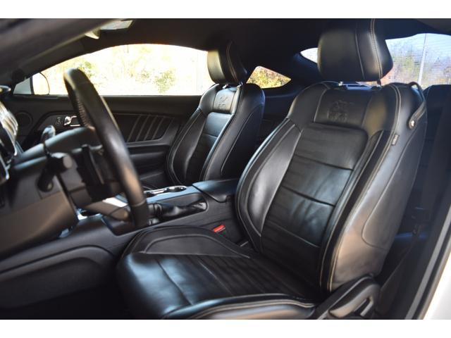 マスタング 50イヤーズ エディション 350台限定車 ディーラーメンテナンス車両 記録簿 H29,30、1、2、4、7のディーラーでの記録簿あり ブラックレザーシート シートヒーター ベンチレーション パドルシフト バックカメラ(13枚目)