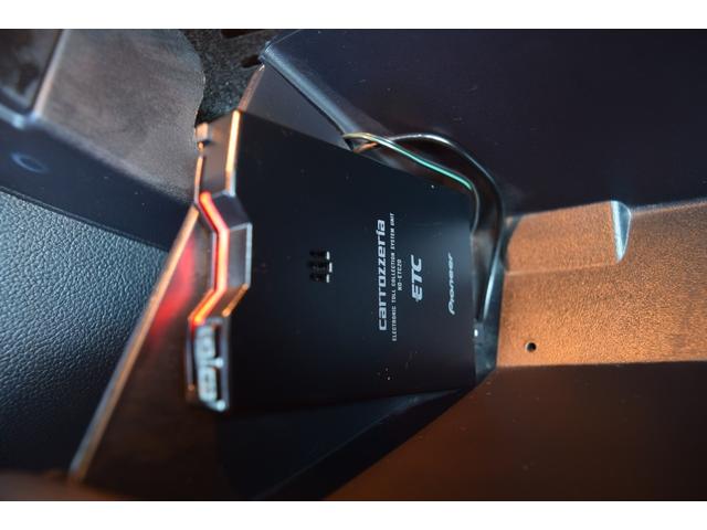 マスタング 50イヤーズ エディション 350台限定車 ディーラーメンテナンス車両 記録簿 H29,30、1、2、4、7のディーラーでの記録簿あり ブラックレザーシート シートヒーター ベンチレーション パドルシフト バックカメラ(16枚目)