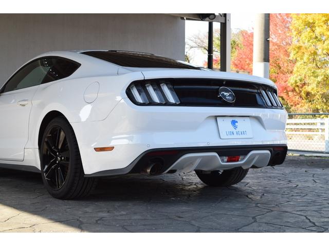 マスタング 50イヤーズ エディション 350台限定車 ディーラーメンテナンス車両 記録簿 H29,30、1、2、4、7のディーラーでの記録簿あり ブラックレザーシート シートヒーター ベンチレーション パドルシフト バックカメラ(24枚目)