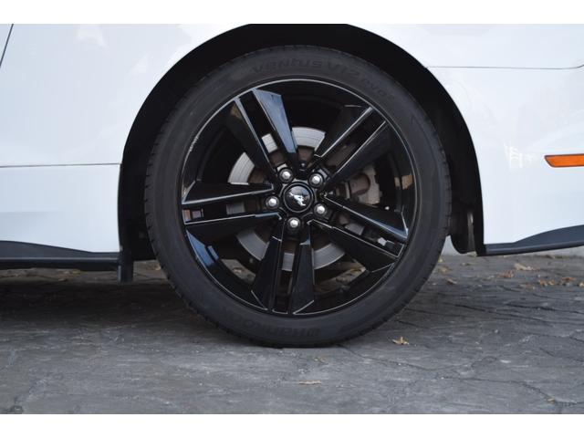 マスタング 50イヤーズ エディション 350台限定車 ディーラーメンテナンス車両 記録簿 H29,30、1、2、4、7のディーラーでの記録簿あり ブラックレザーシート シートヒーター ベンチレーション パドルシフト バックカメラ(33枚目)