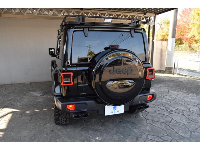 ジープ・ラングラーアンリミテッド サハラ　ブラックレザー　ジェプセン４本出しマフラー　スミティルーフラック　べストップサンライダー（ハードＴＯＰあり）　ルビコンホイール　ジオランダＸＡＴタイヤ　エルフォードフロントバンパー　ドラレコ（45枚目）