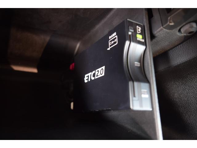 ジープ・ラングラーアンリミテッド サハラ　ブラックレザー　ジェプセン４本出しマフラー　スミティルーフラック　べストップサンライダー（ハードＴＯＰあり）　ルビコンホイール　ジオランダＸＡＴタイヤ　エルフォードフロントバンパー　ドラレコ（62枚目）