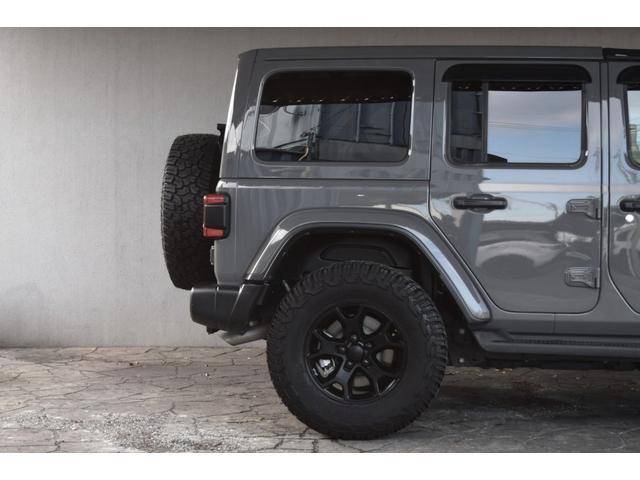 ジープ・ラングラーアンリミテッド リミテッドＥＤウィズサンライダフリップＴフォーハドＴ　サンライダー　ハートＴＯＰあり　ブラックレザーシート　シートヒーター　８．４インチモニター　各カメラ　カープレイ　ルビコン１７インチホイールブラックアウト　ジオランダーＸＡＴタイヤ　ドラレコ（32枚目）