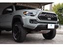 ダブルキャブ TRD PRO 新車並行車 4WD ワンオーナー ルナロックカラー レザーシート サンルーフ サイドステップ リフトアップ FOX専用サス JBLサウンド ベッドステップ TRDマフラー(26枚目)