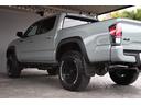 ダブルキャブ TRD PRO 新車並行車 4WD ワンオーナー ルナロックカラー レザーシート サンルーフ サイドステップ リフトアップ FOX専用サス JBLサウンド ベッドステップ TRDマフラー(29枚目)